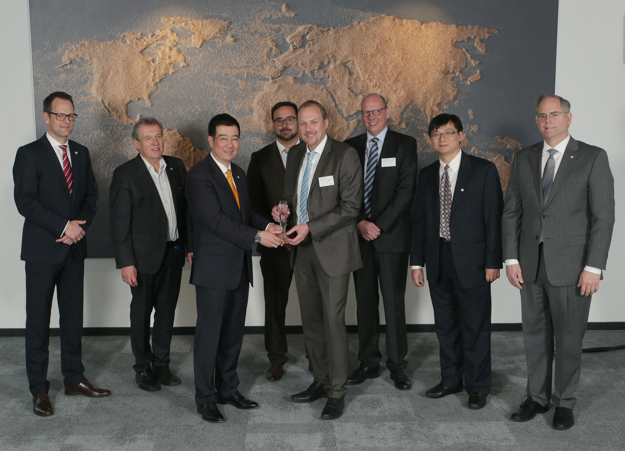 Das deutsche Unternehmen Polyvlies Franz Beyer GmbH hat für seine Leistung den YFAI Innovation